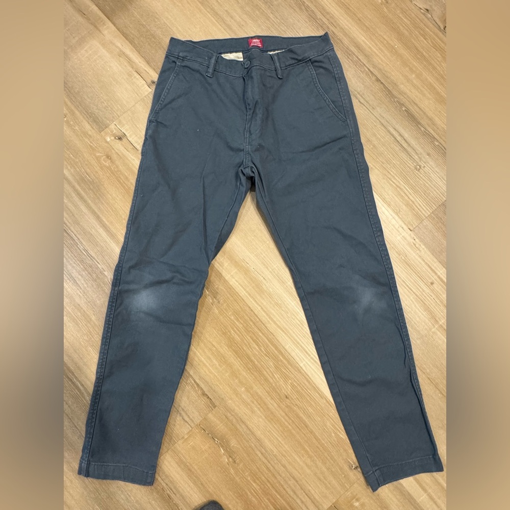 Levi’s men blue chino Pants